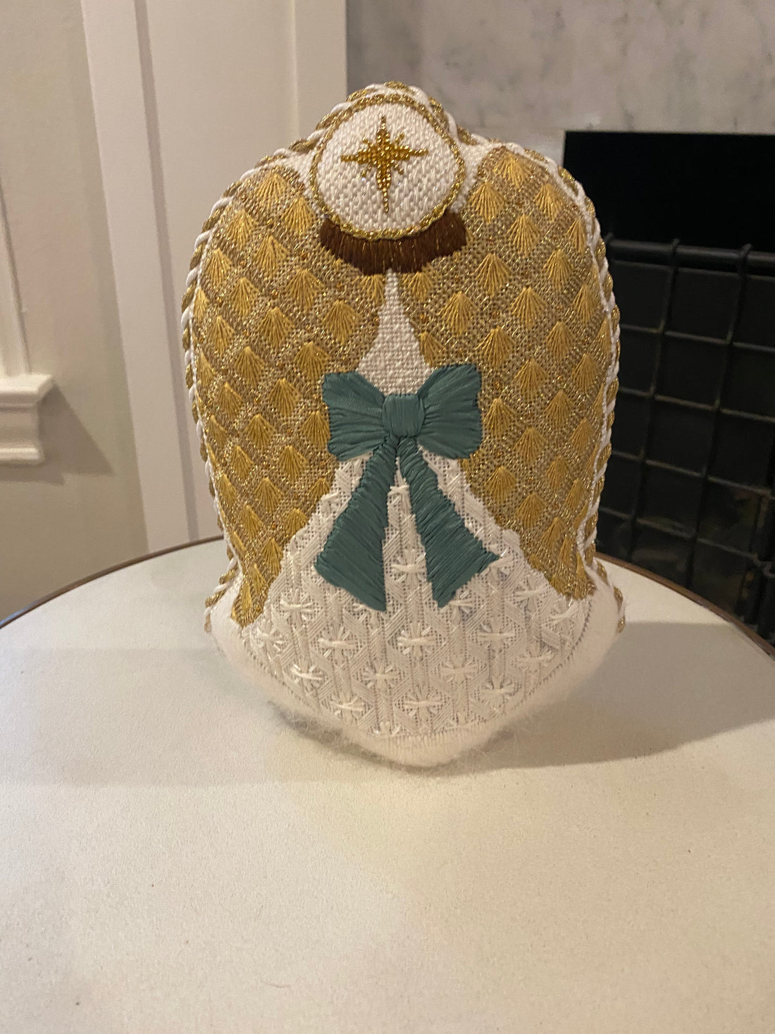 Angel tree topper, 2 sided with stitch guide