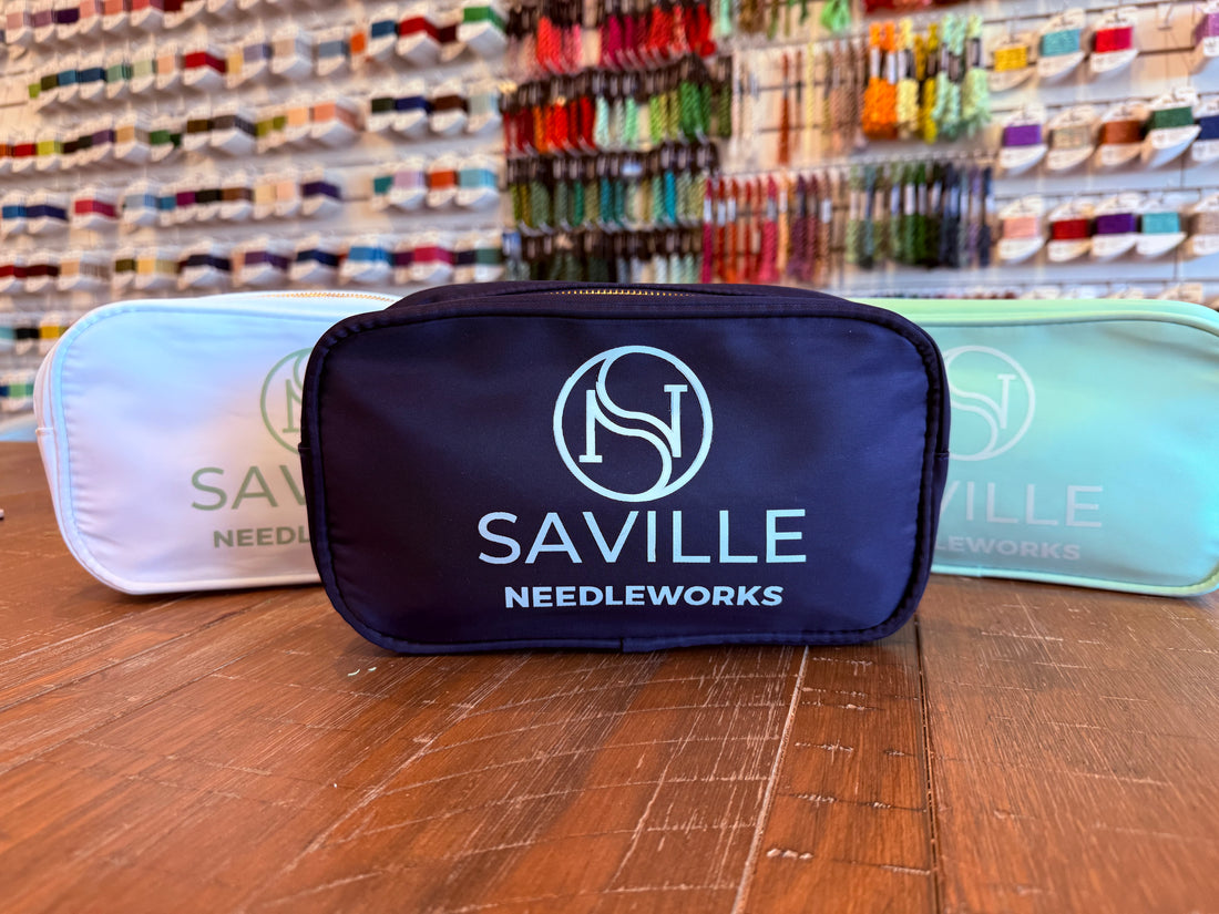 Saville logo medium zipper bag